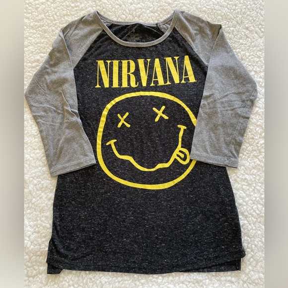 NIRVANA Tops - Nirvana Graphic Band T-shirt, raglan 3/4 sleeve, women’s size small